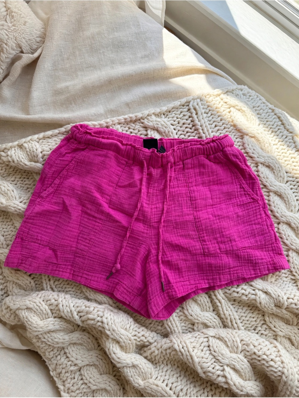 GAP Women's Fuchsia Drawstring Shorts XS